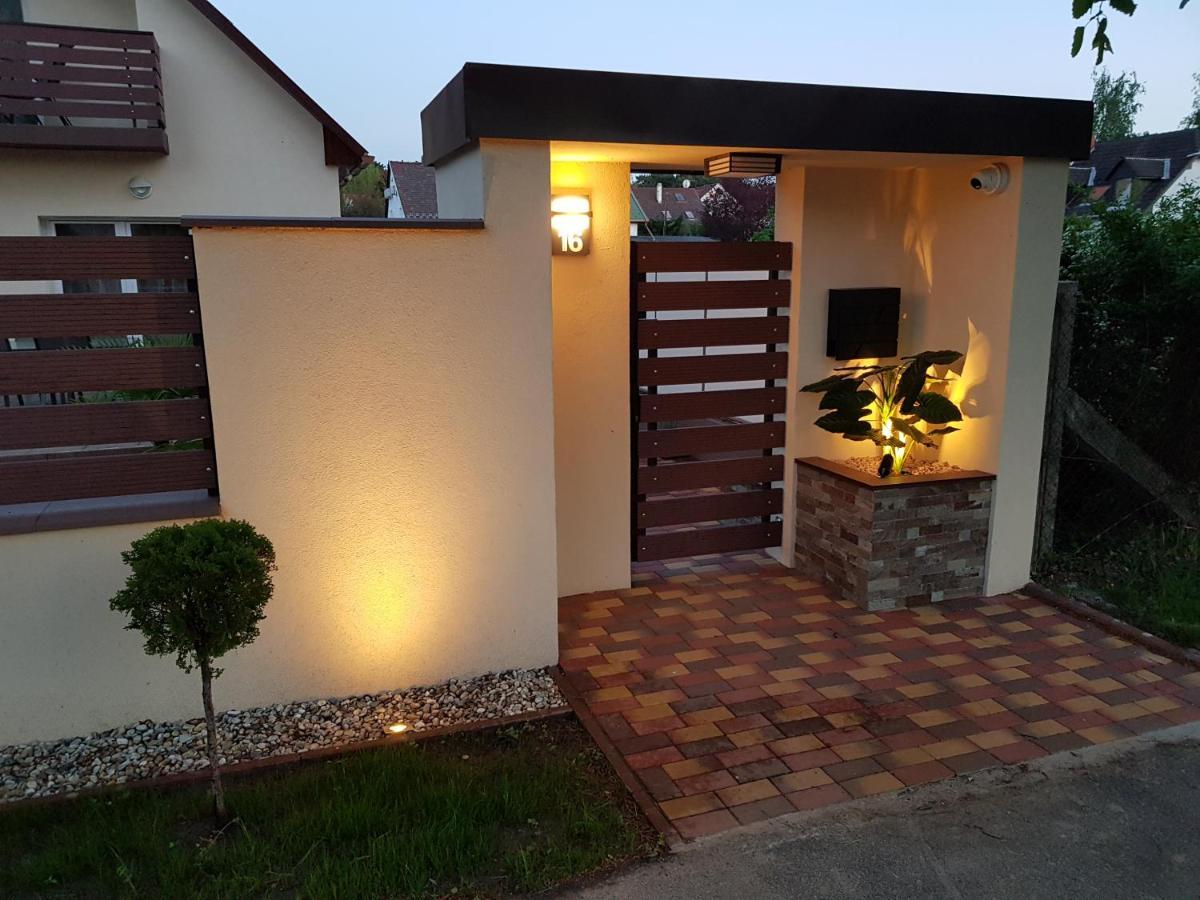 שיופוק Napsugar Villa B מראה חיצוני תמונה